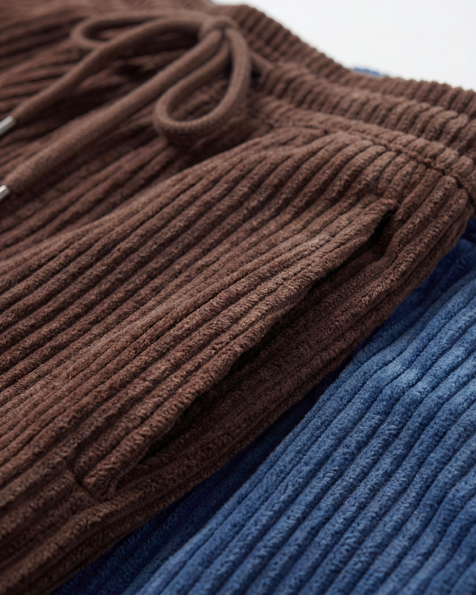 Louis Pantalón de Pana Moderno