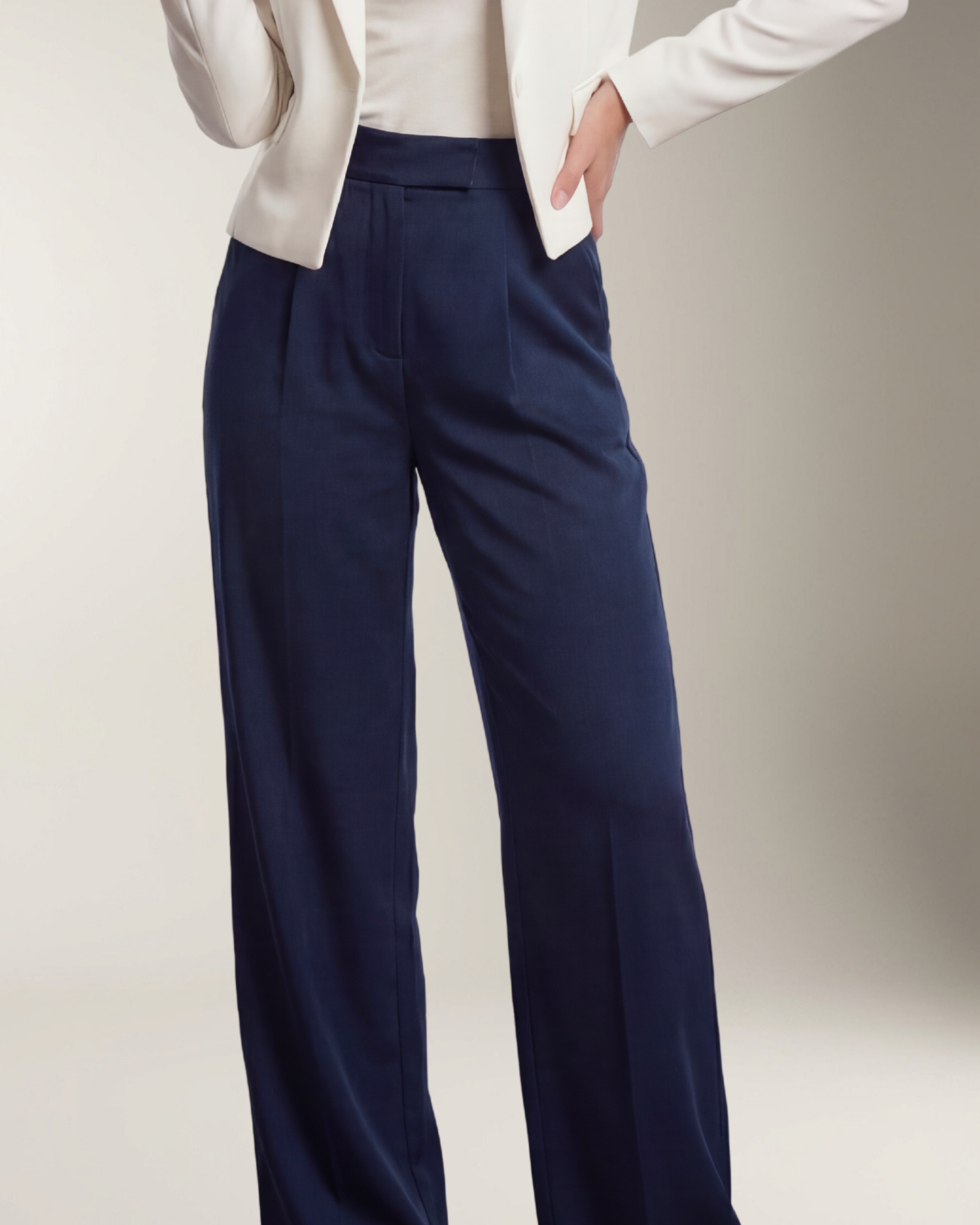 Julie Pantalón Satén Fluido