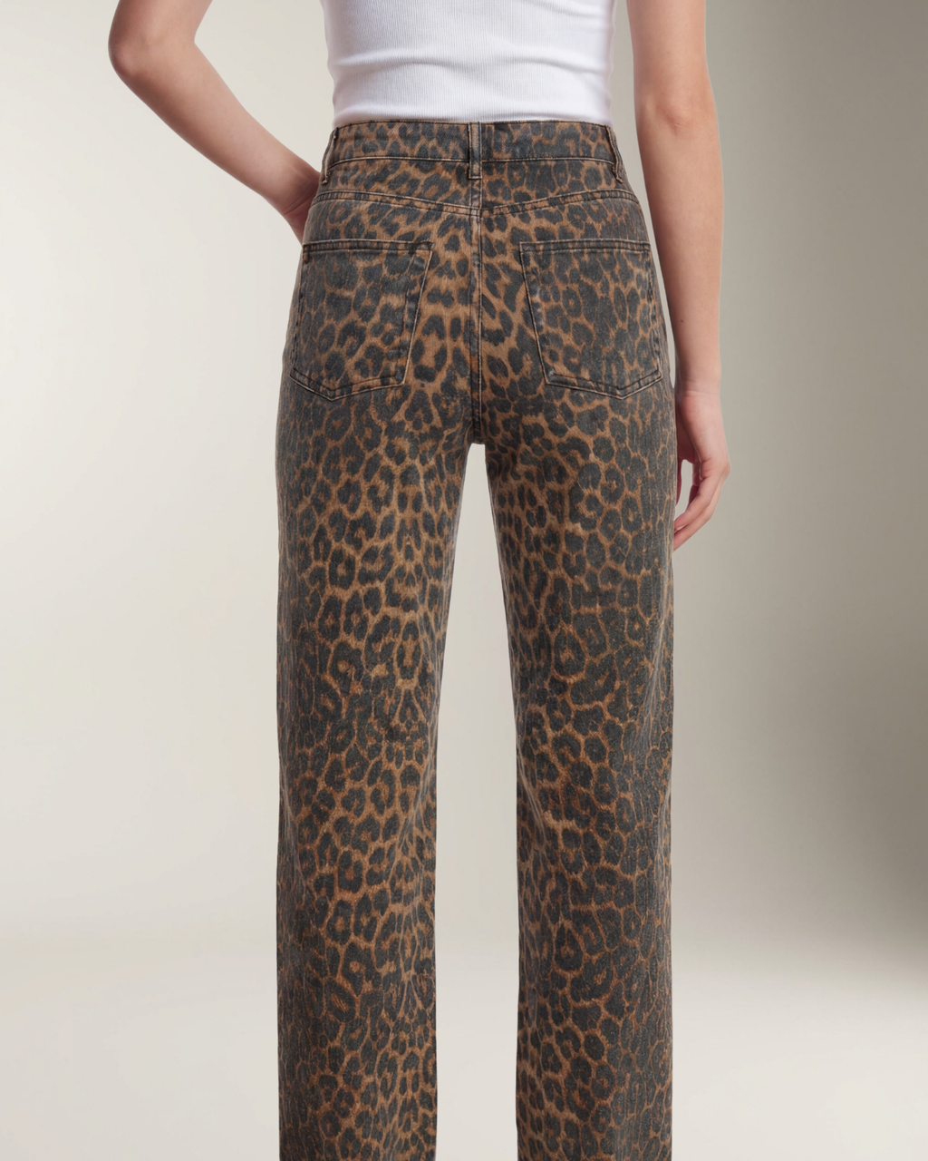 Aura Jeans Flare de Tiro Alto