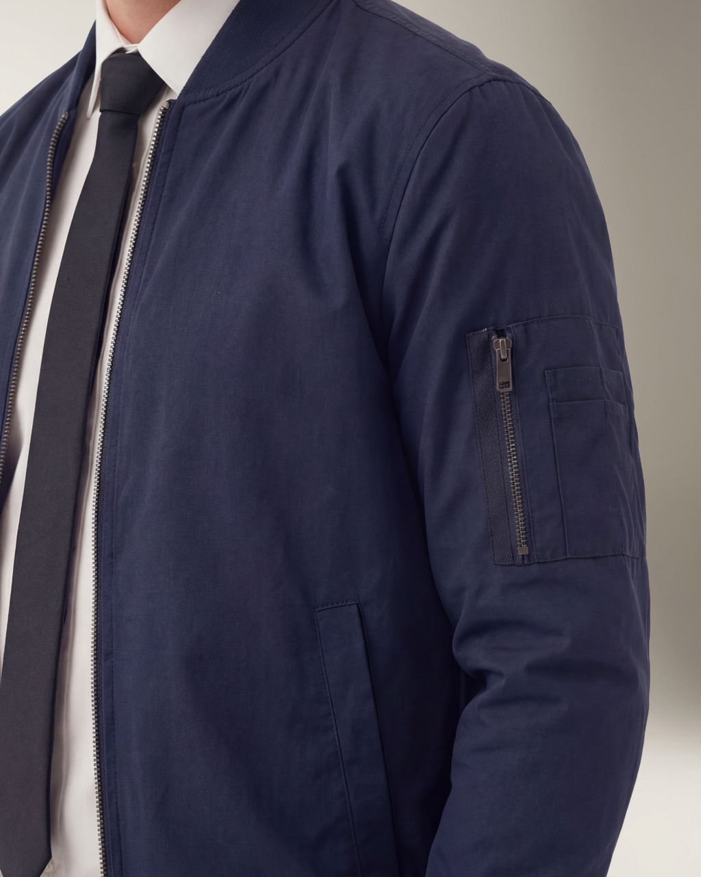 Julien Bomber Elegante